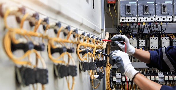 Professional Electrician technician working in Sussex, NJ